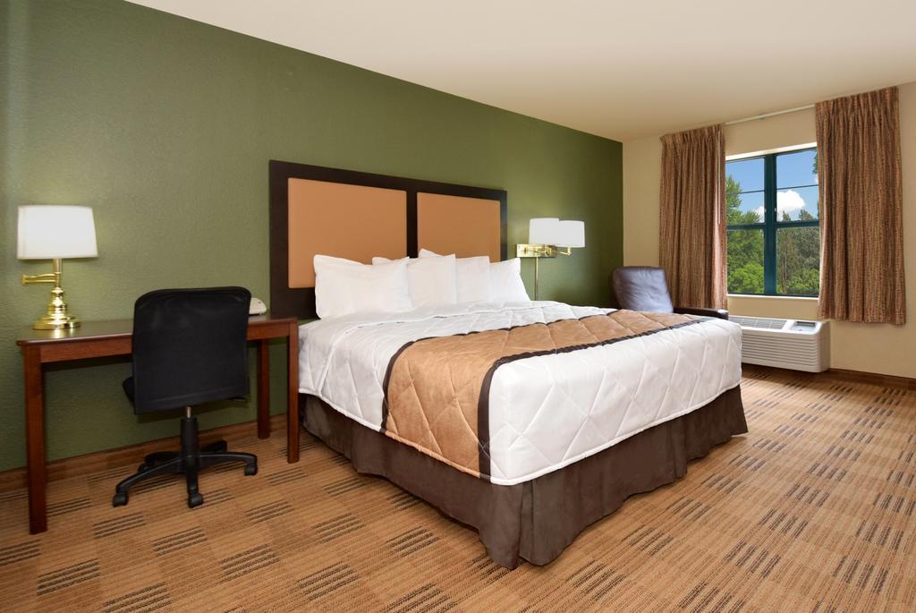 Mainstay Suites Chicago Hillside Exteriör bild