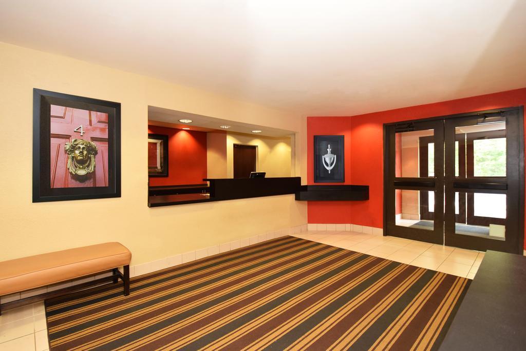Mainstay Suites Chicago Hillside Exteriör bild