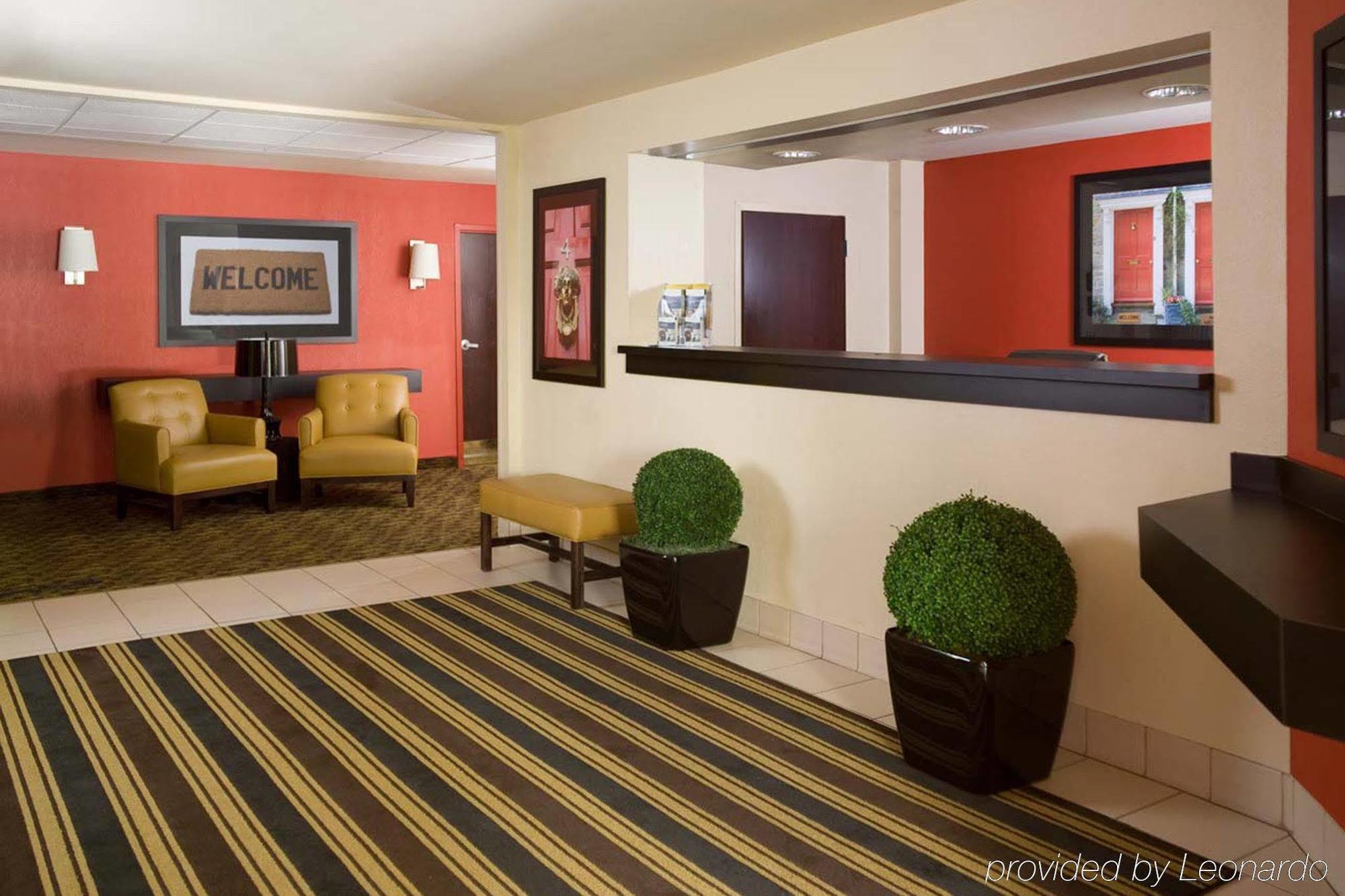 Mainstay Suites Chicago Hillside Exteriör bild